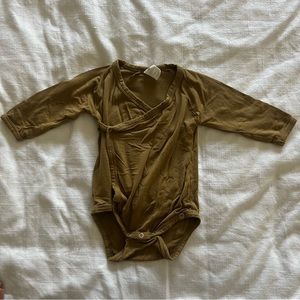 Kate Quinn Long Sleeve Kimono Onsie EUC